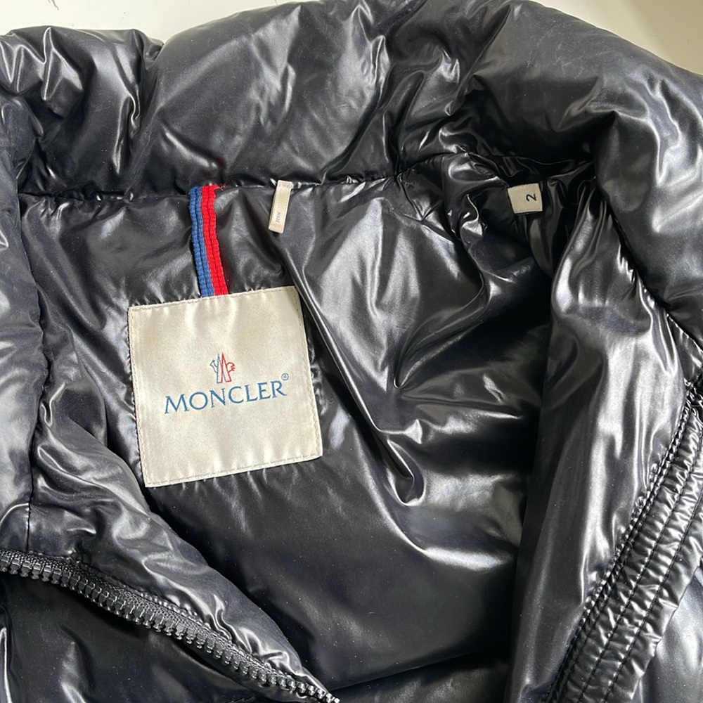Authentic Moncler Shiny Black Puffer Jacket - Picture 6 of 13